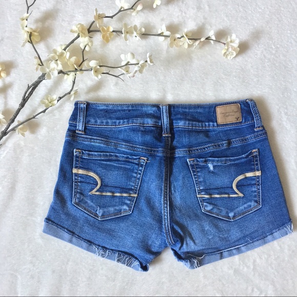 American Eagle jean shorts size 0-2 - Picture 3 of 4
